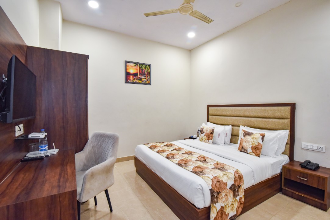 Diamond Creek space, Amritsar