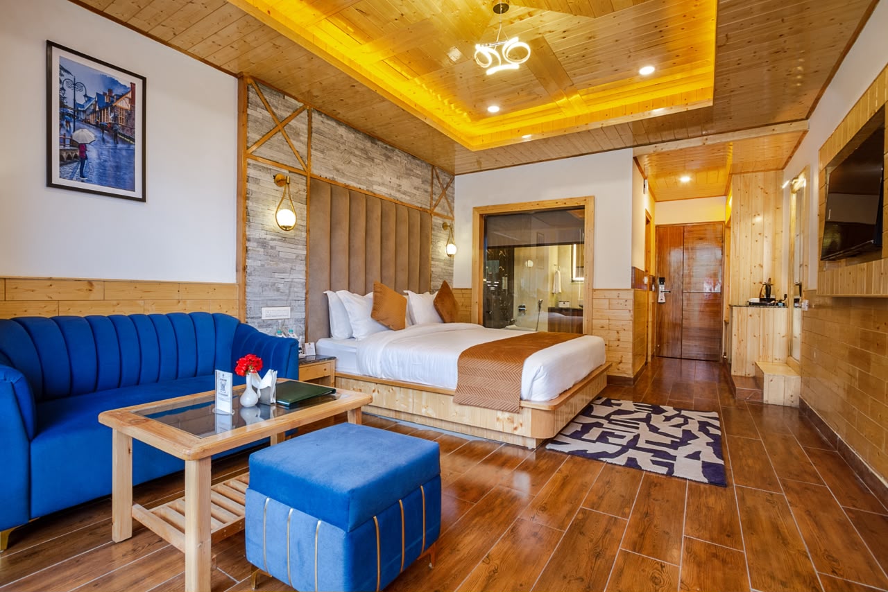 Hotel River Pine guest room