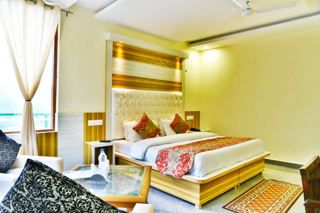 Hotel Satyam International, Dalhousie